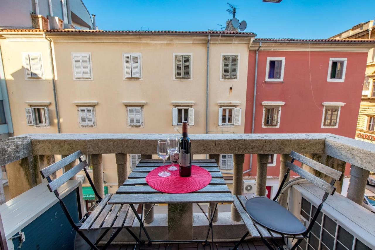 Delta Rooms Rijeka Exterior foto